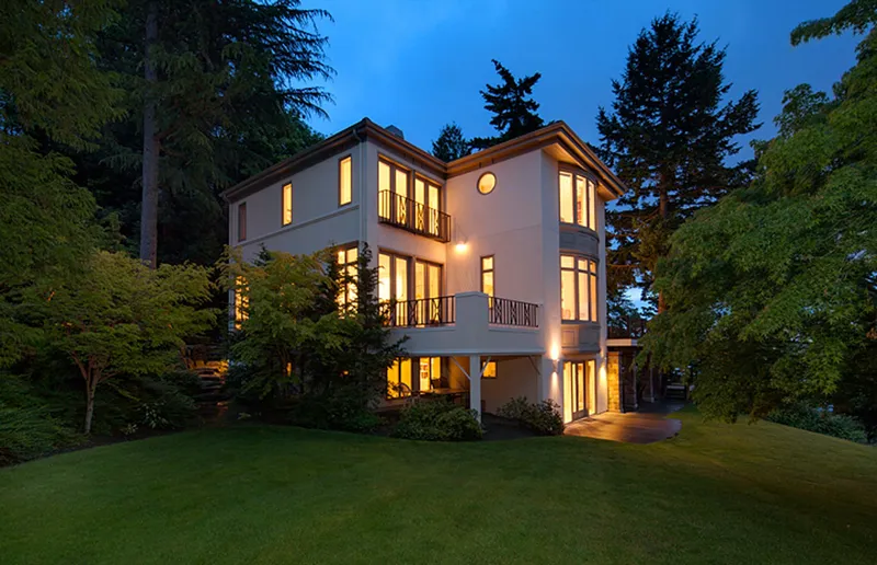 Modern Retreat by Hamish Anderson Custom Homes